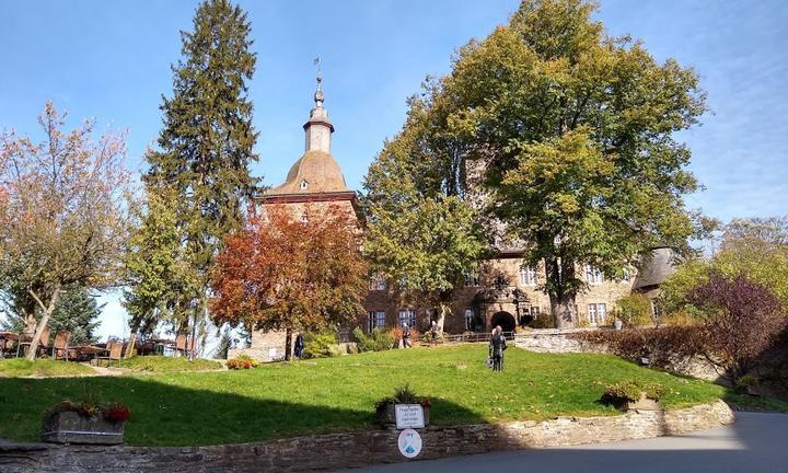 Hotel Burg Schnellenberg